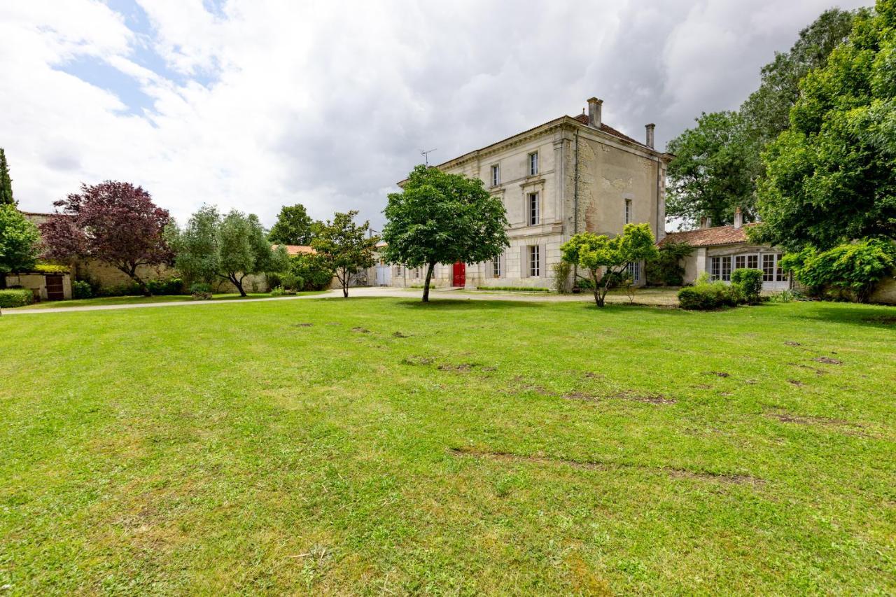 Bed and Breakfast Domaine De Pladuc Lachaise Exterior foto