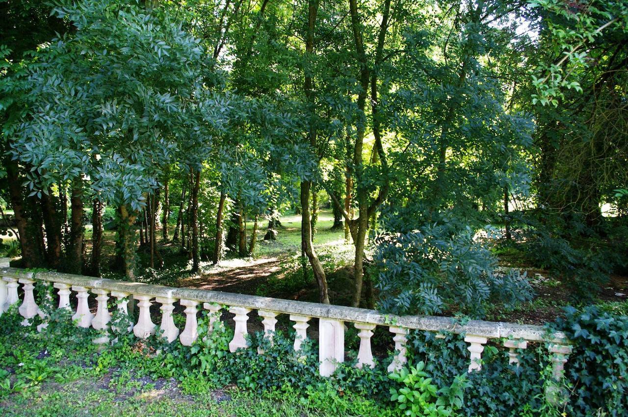 Bed and Breakfast Domaine De Pladuc Lachaise Exterior foto